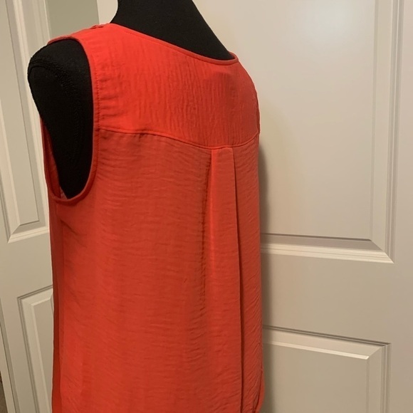 Liz Claiborne , size S. 100% Polyester. - Picture 6 of 8